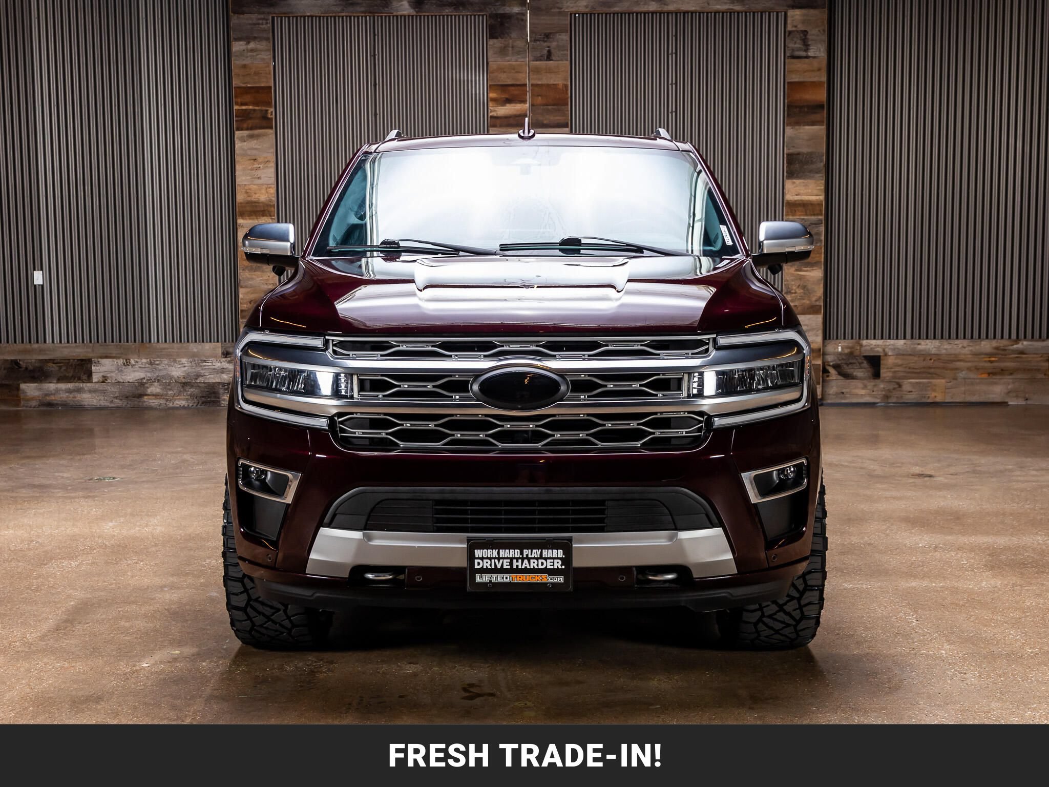 Used 2024 Ford Expedition Platinum AWD/4WD image 4