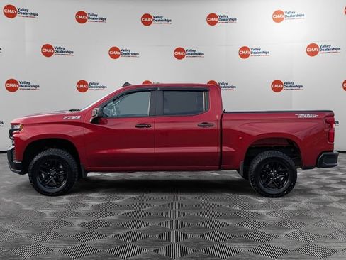 Used 2022 Chevrolet Silverado 1500 LT Trail Boss w/ LPO, Dark Essentials Package AWD/4WD image 8
