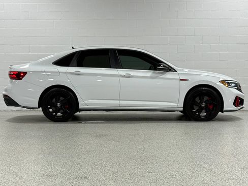 Used 2023 Volkswagen Jetta GLI Autobahn w/ GLI Black Package FWD image 5