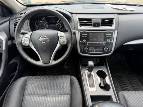 Used 2016 Nissan Altima 2.5 SV FWD image 16