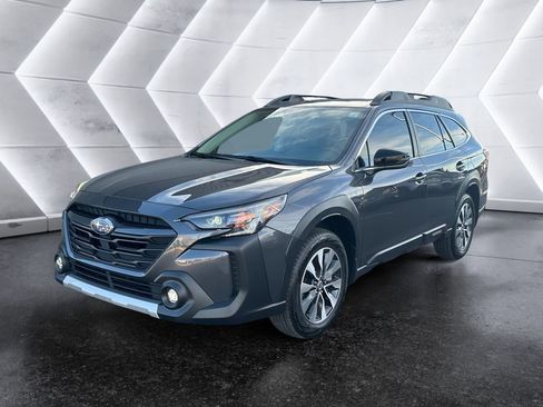 Used 2025 Subaru Outback Limited image 3