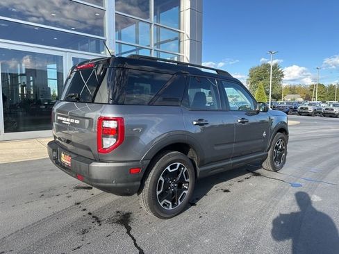 Used 2021 Ford Bronco Sport Outer Banks image 9