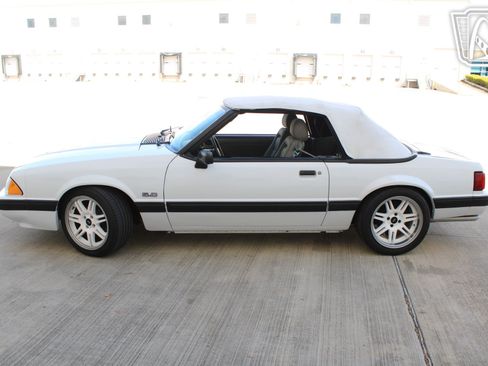 Used 1989 Ford Mustang LX RWD image 27