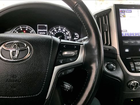 Used 2019 Toyota Land Cruiser AWD/4WD image 22