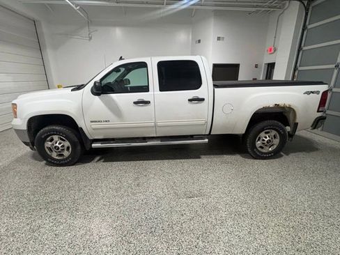 Used 2013 GMC Sierra 2500 SLE w/ SLE Preferred Package image 5