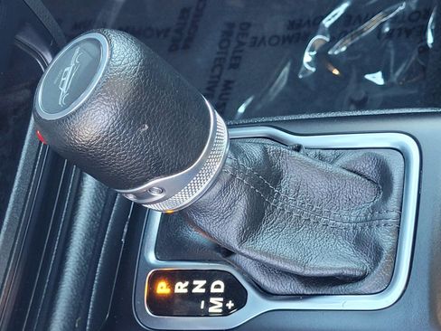 Used 2022 Jeep Gladiator Sport image 20