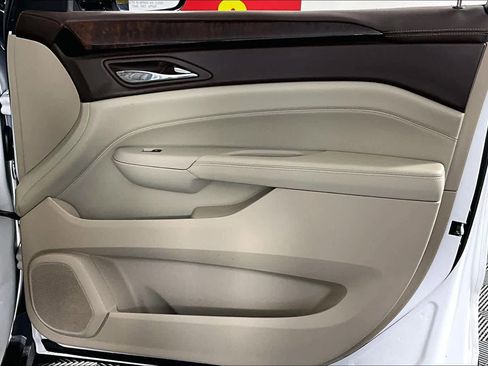 Used 2011 Cadillac SRX Premium image 20