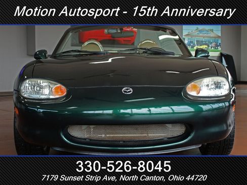 Used 1999 MAZDA MX-5 Miata RWD image 3
