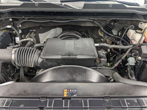 Used 2024 Chevrolet Silverado 2500 Custom w/ Custom Value Package image 22