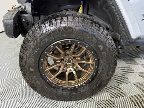 Used 2023 Jeep Wrangler Unlimited Rubicon 392 image 7