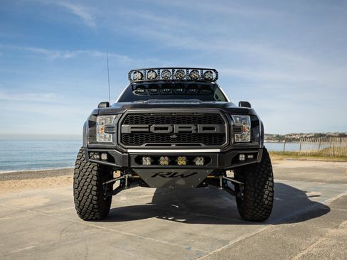 Used 2016 Ford F150 XLT image 2