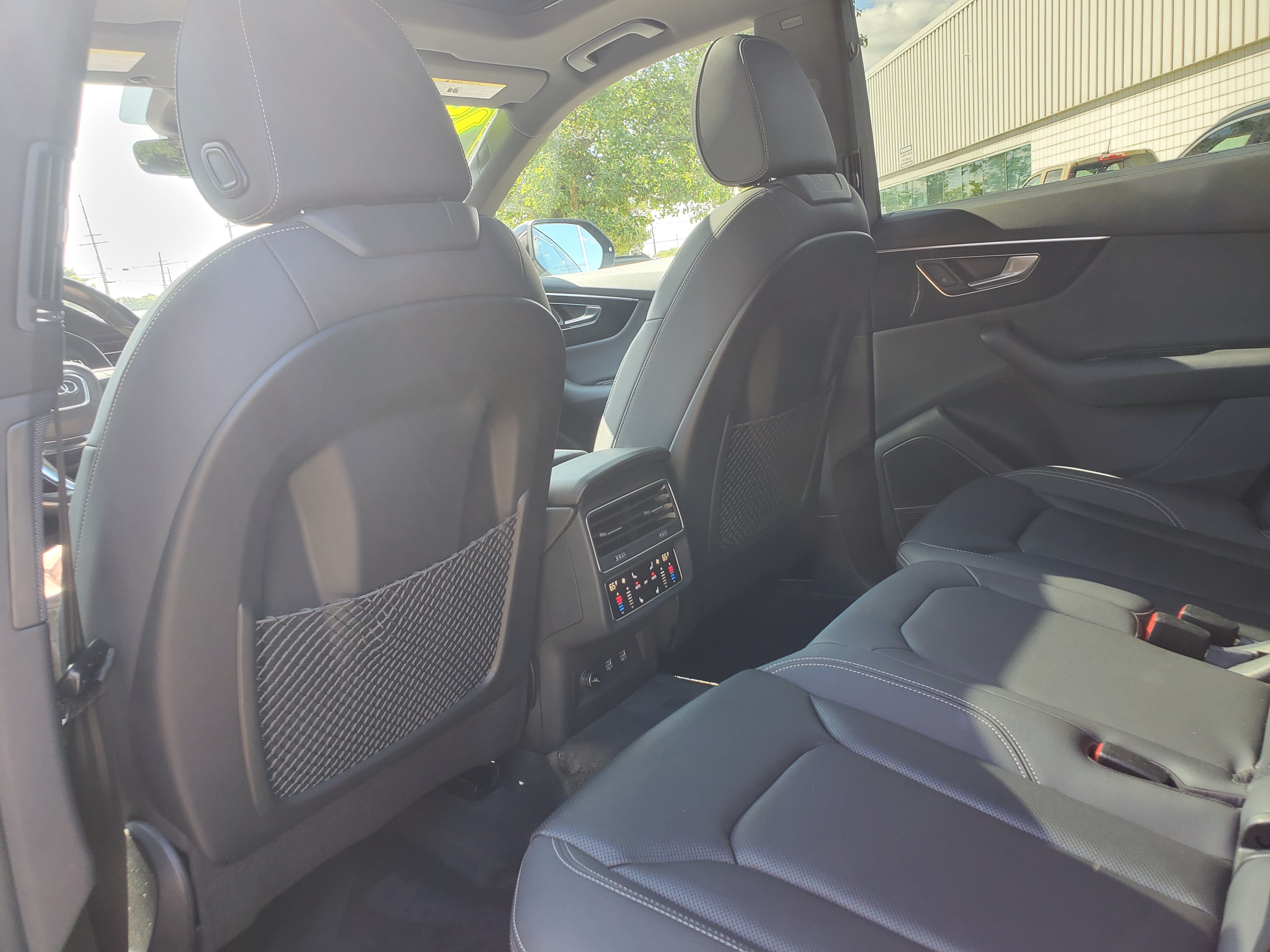 Used 2019 Audi Q8 Prestige w/ Towing Package AWD/4WD image 34