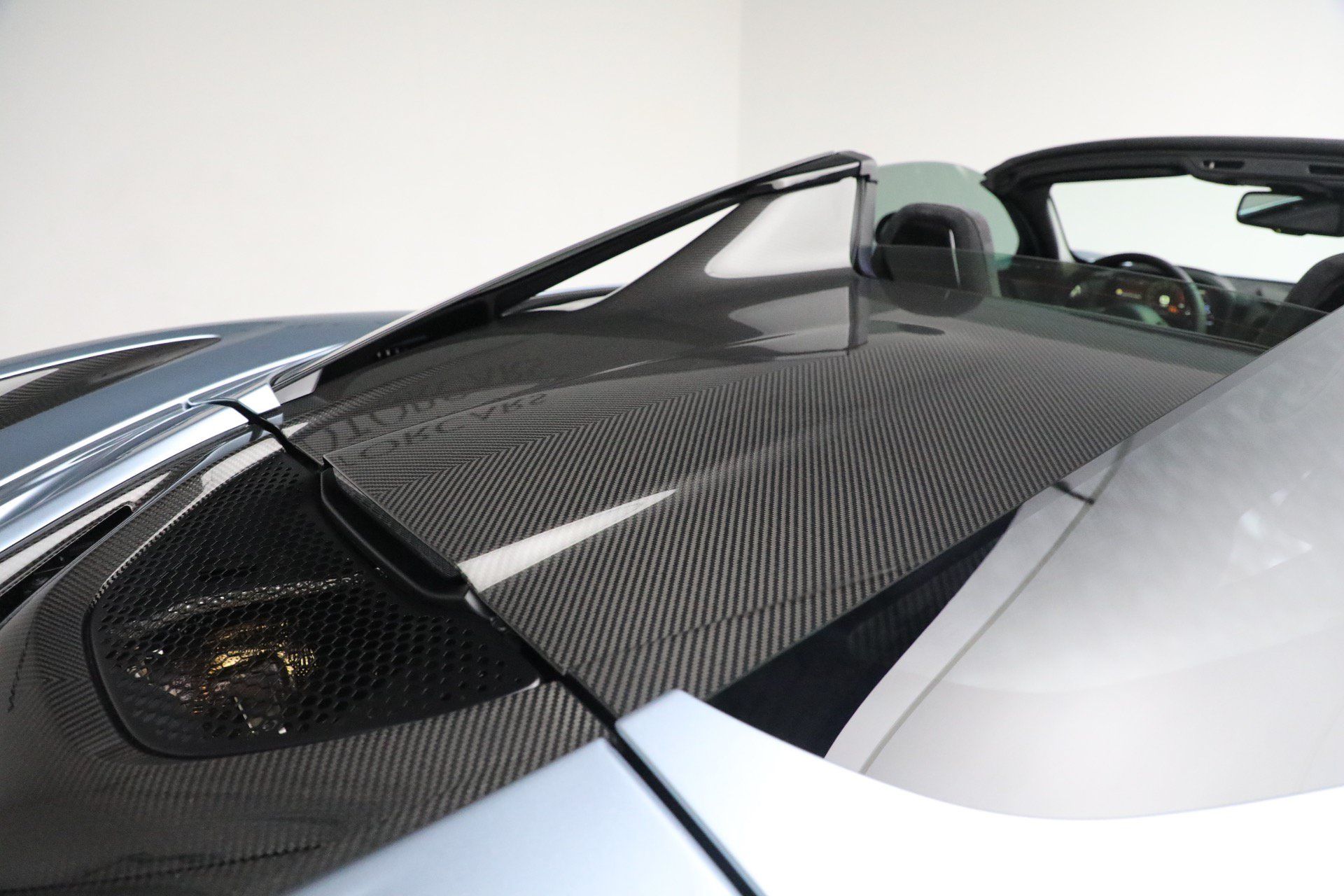 Used 2023 McLaren 720S Performance RWD image 48