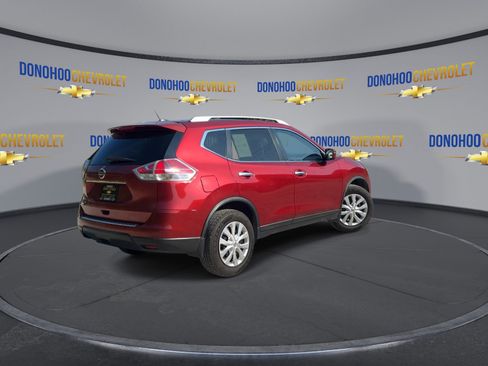 Used 2016 Nissan Rogue S w/ Appearance Package FWD image 11