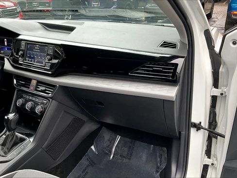 Used 2023 Volkswagen Taos S image 17