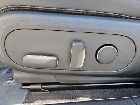 Used 2025 Hyundai Ioniq 5 SEL image 17