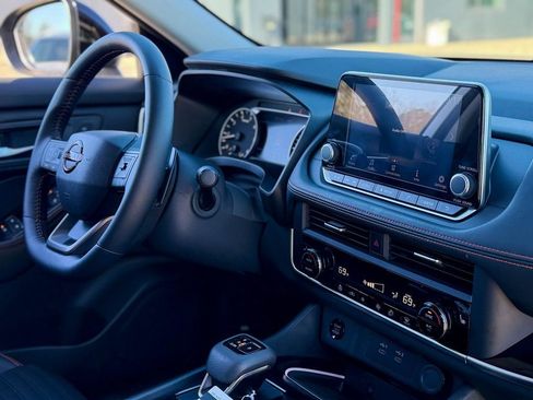 Used 2025 Nissan Rogue Rock Creek w/ Rock Creek Premium Package image 14