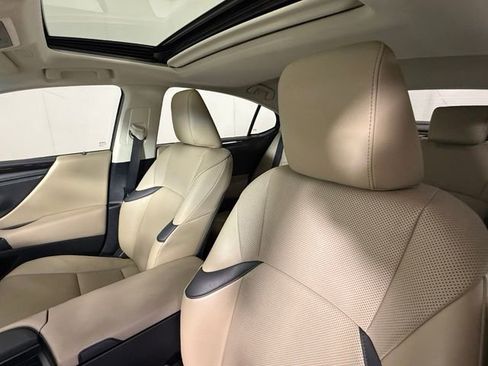 Used 2021 Lexus ES 350 w/ Premium Package FWD image 18