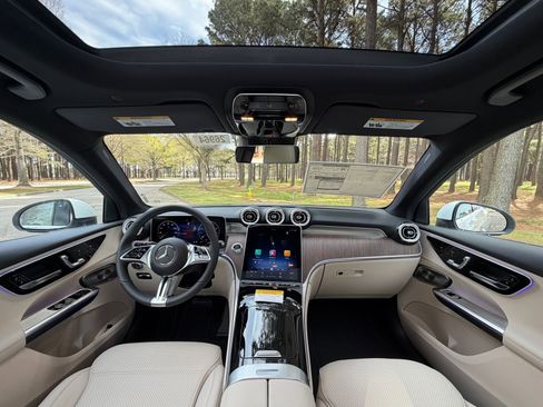 New 2026 Mercedes-Benz GLC 300 4MATIC image 2