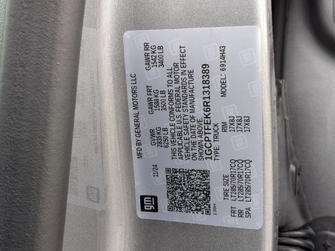 Used 2024 Chevrolet Colorado ZR2 w/ ZR2 Convenience Package III AWD/4WD image 16