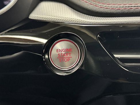 Used 2023 Acura MDX A-Spec image 31