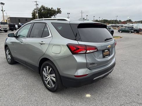 Used 2023 Chevrolet Equinox Premier image 5