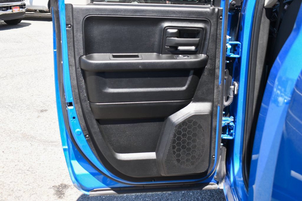 Used 2024 RAM 1500 Tradesman w/ Popular Equipment Group RWD image 31