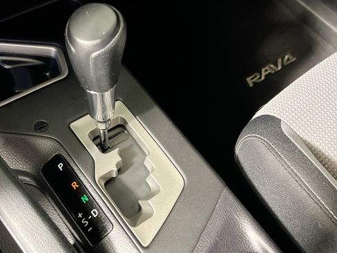 Used 2017 Toyota RAV4 XLE image 25