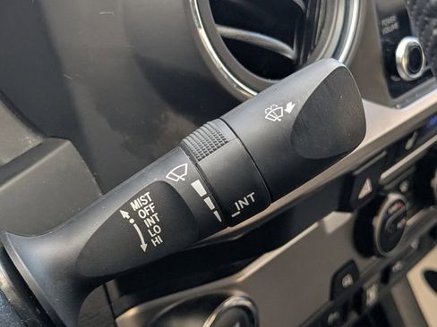 Used 2022 Toyota Tacoma Limited image 25