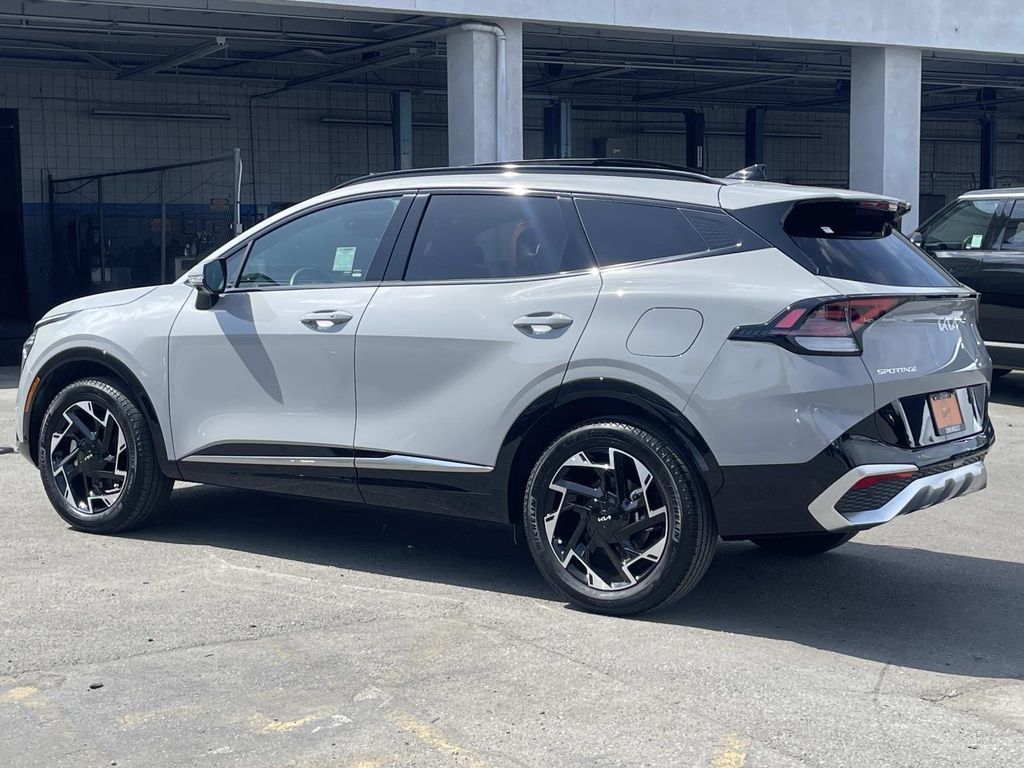 Used 2024 Kia Sportage SX AWD/4WD image 4