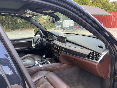 Used 2017 BMW X5 xDrive50i AWD/4WD image 12