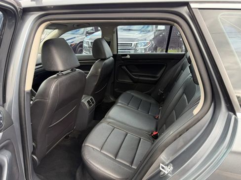 Used 2011 Volkswagen Jetta TDI w/ Wheel & Sunroof Pkg FWD image 10