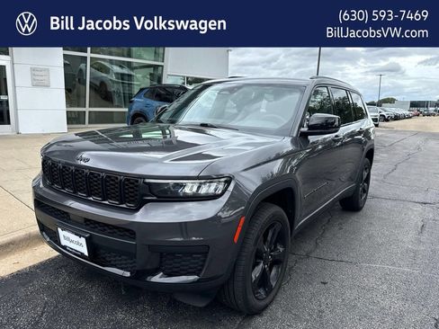 Used 2023 Jeep Grand Cherokee L Altitude AWD/4WD image 1