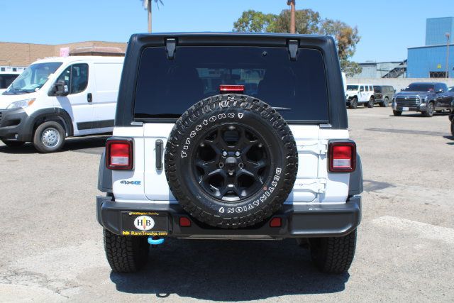 Used 2023 Jeep Wrangler Unlimited AWD/4WD image 5