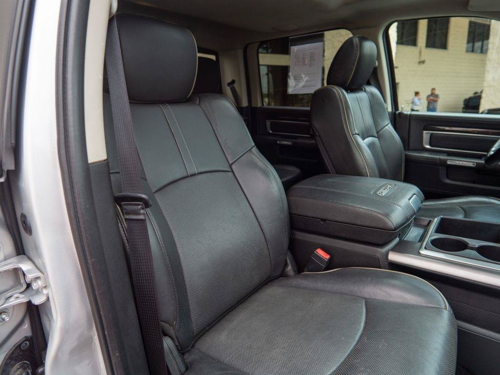Used 2015 RAM 1500 Limited AWD/4WD image 34