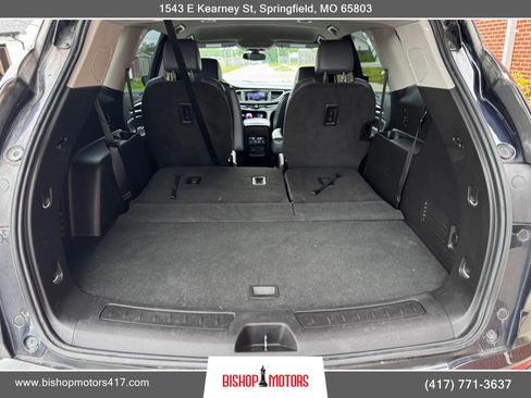 Used 2020 Buick Enclave Essence w/ Sound and Sites Package AWD/4WD image 18