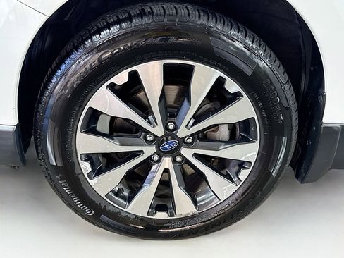 Used 2016 Subaru Outback 2.5i Limited image 40