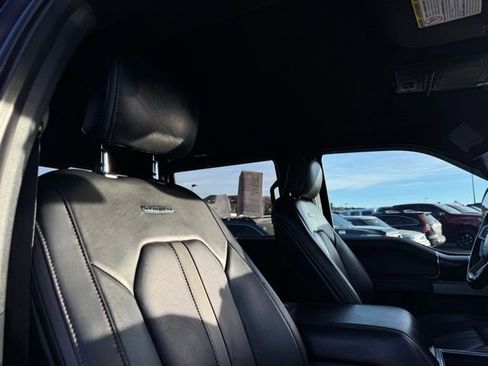 Certified 2022 Ford F450 Platinum w/ FX4 Off-Road Package image 29