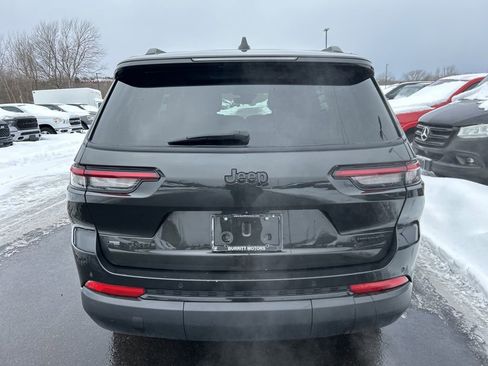 Used 2023 Jeep Grand Cherokee L Limited w/ Black Appearance Package image 6