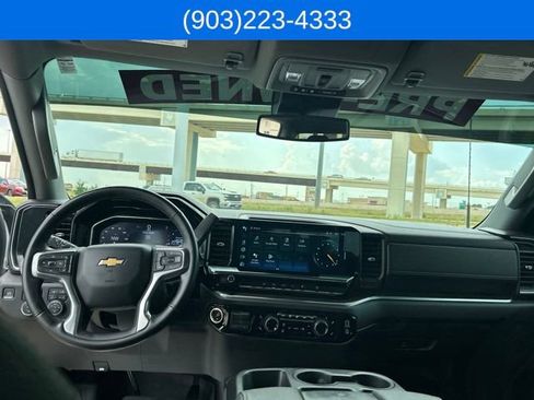 Used 2024 Chevrolet Silverado 2500 LT AWD/4WD image 39