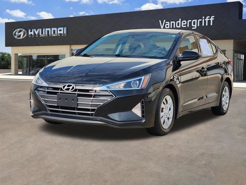 Used 2020 Hyundai Elantra SE FWD image 2