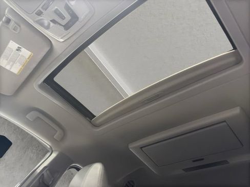 Used 2019 Toyota Sienna XLE Premium w/ Protection Package AWD/4WD image 7