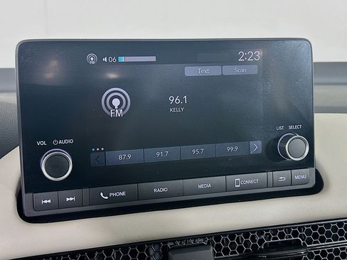 Used 2023 Honda HR-V LX image 21