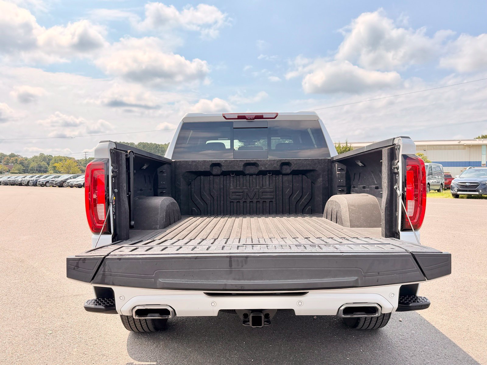 Used 2023 GMC Sierra 1500 Denali AWD/4WD image 13