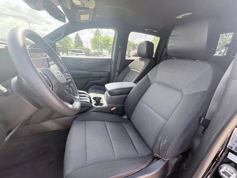 Used 2023 Chevrolet Colorado Trail Boss w/ Advanced Trailering Package AWD/4WD image 6