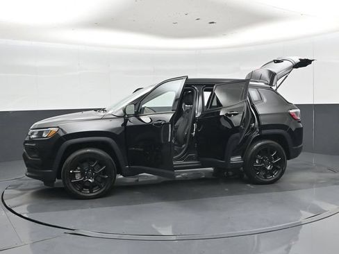 New 2026 Jeep Compass Latitude AWD/4WD image 54