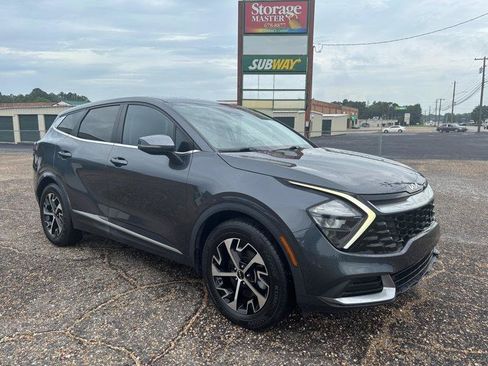 Used 2023 Kia Sportage EX FWD image 7
