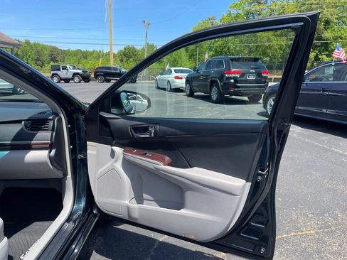 Used 2014 Toyota Camry XLE FWD image 20