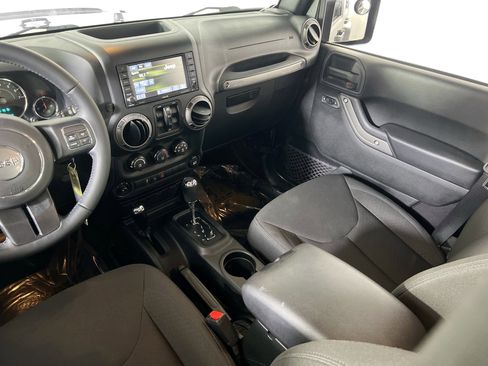 Used 2017 Jeep Wrangler Unlimited Sport w/ Quick Order Package 24S image 19