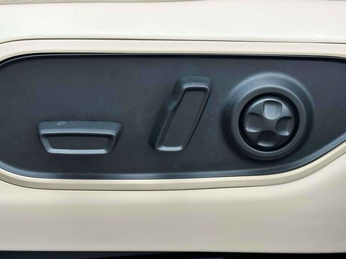 Used 2024 Jeep Grand Cherokee Limited w/ Trailer Tow Package image 16